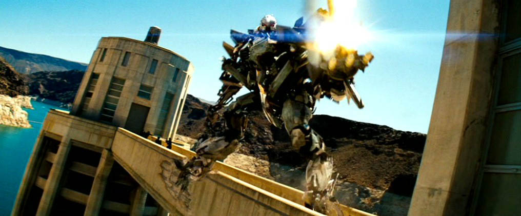  imagem do filme transformers, que teve como locação a represa hoover