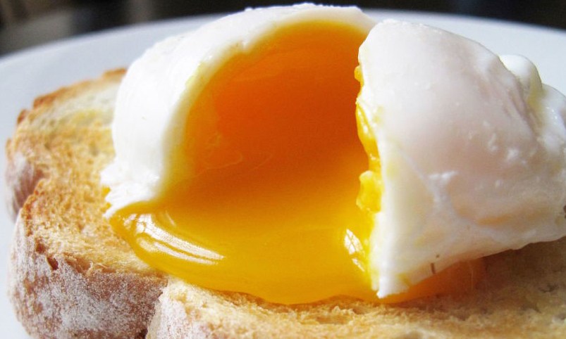 Poached egg ou ovo poche aprenda a pedir o ponto do ovo em ingles