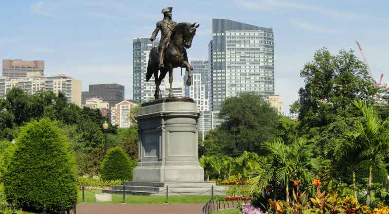 imagem de uma praca famosa de boston para ilustrar contedo com dicas de viagem