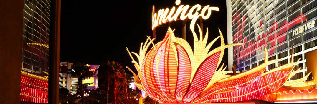 fachada do hotel flamingo em las vegas